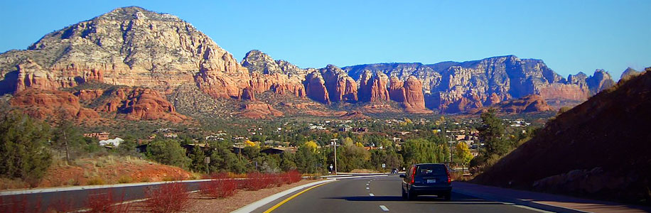 Arizona hihgway with mountains in the background